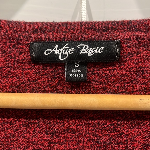 Active Basic V-Neck Sweater - Picture 3 of 4